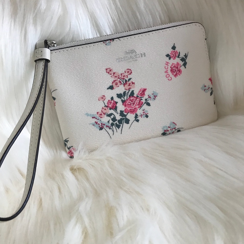 SOLD! Coach Wristlet